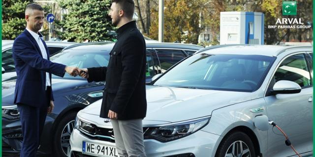 ARVAL KONSEKWENTNIE POWIĘKSZA ZIELONĄ FLOTĘ